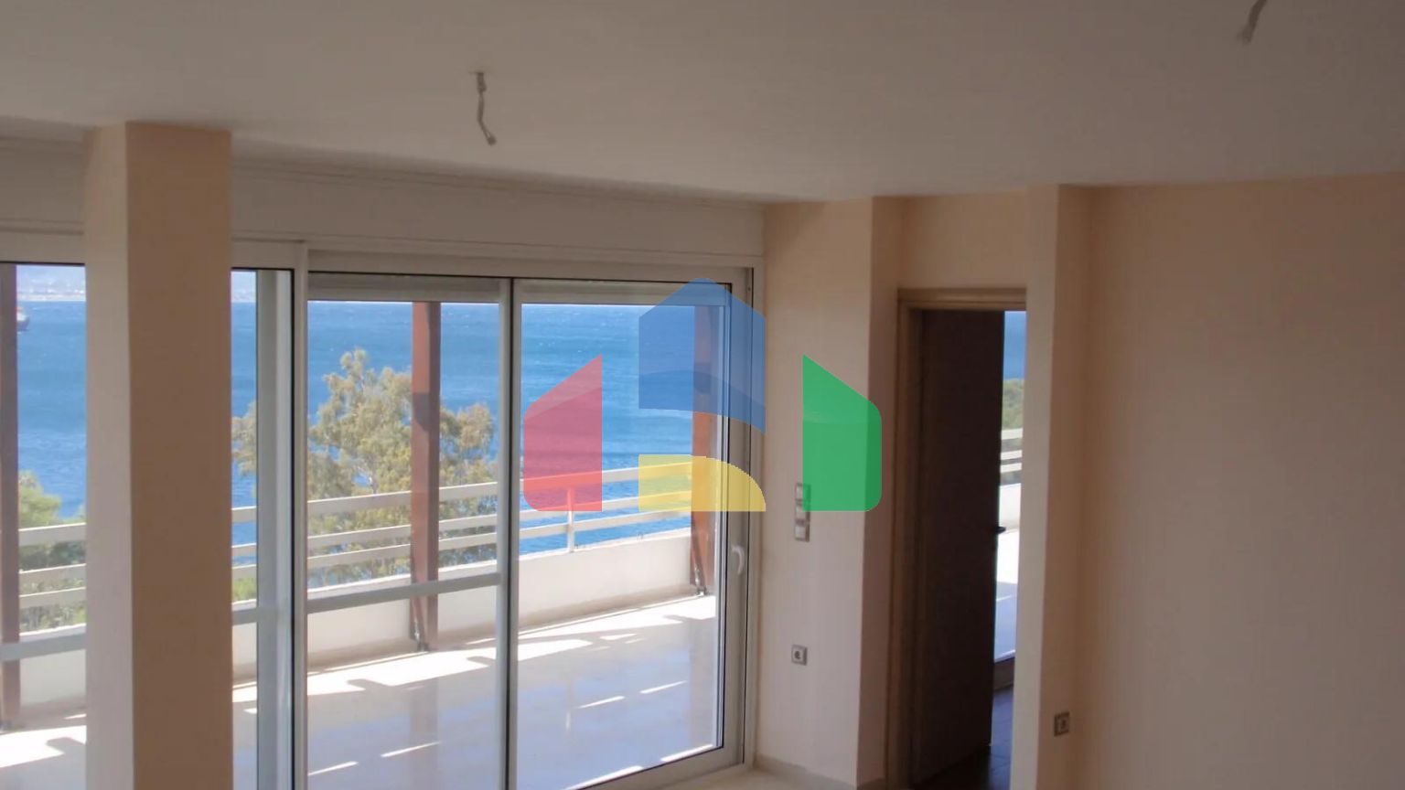 Продаж - Квартира 90 m² на Пелопоннесі