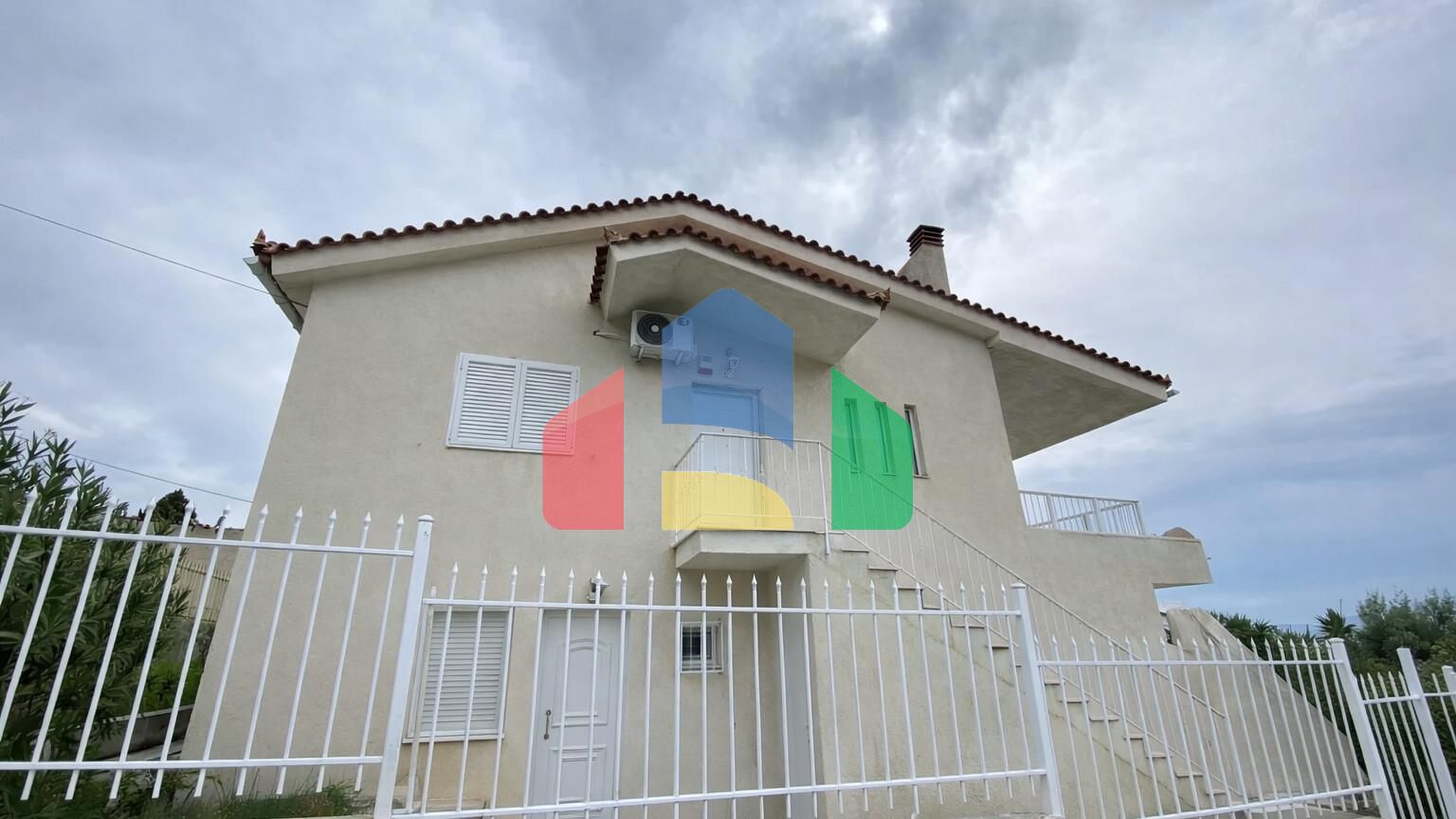 Продаж - Котедж 247 m² на Пелопоннесі