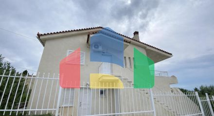 Продаж - Котедж 247 m² на Пелопоннесі