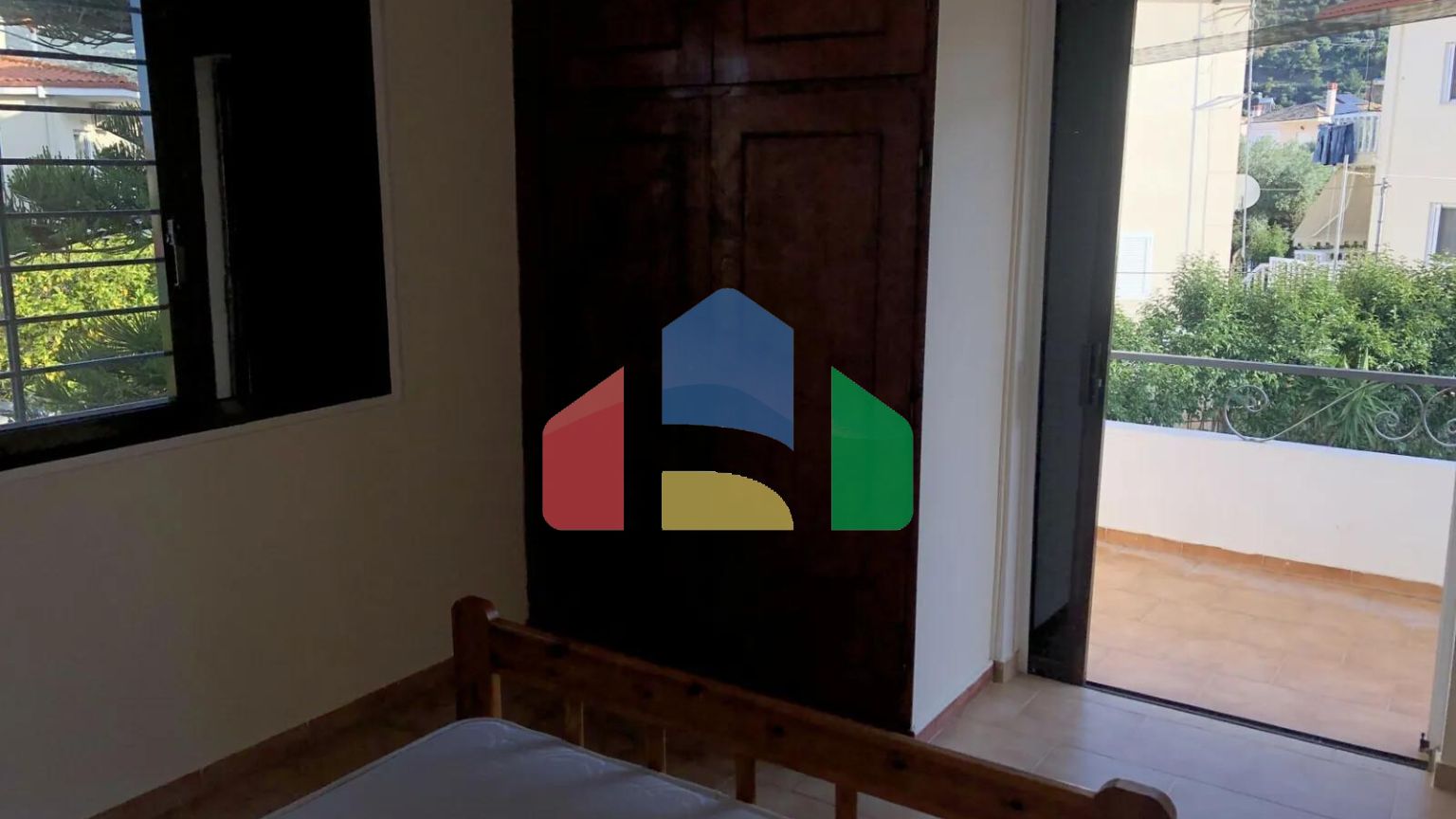 Продаж - Таунхаус 500 m² на Пелопоннесі