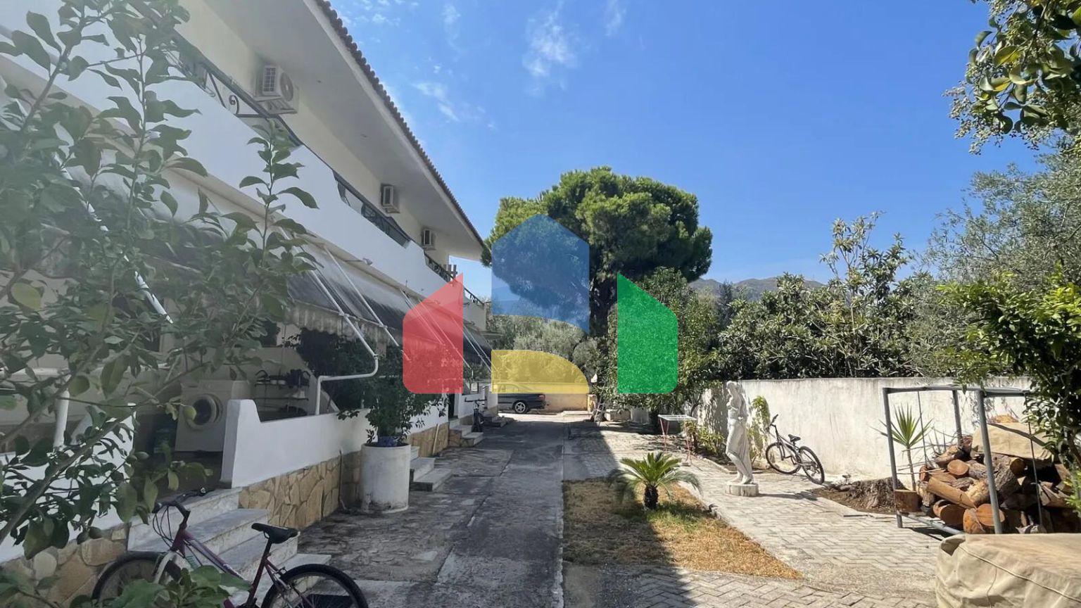 Продаж - Таунхаус 500 m² на Пелопоннесі