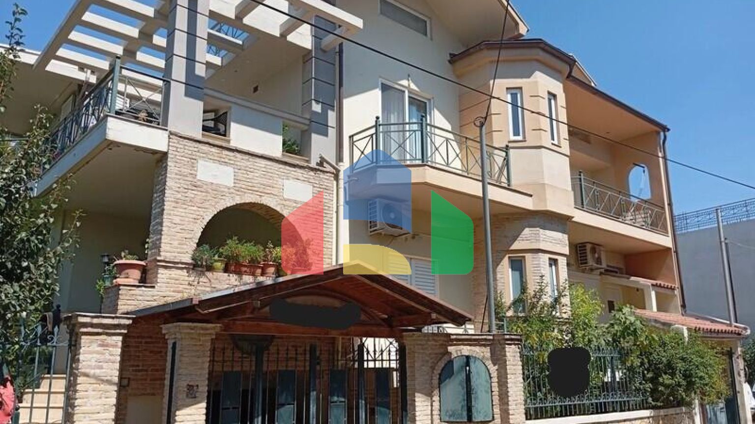 Продаж - Котедж 350 m² на Пелопоннесі