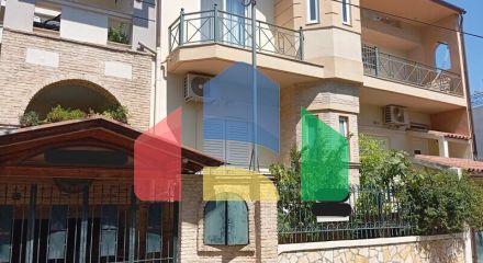 Продаж - Котедж 350 m² на Пелопоннесі