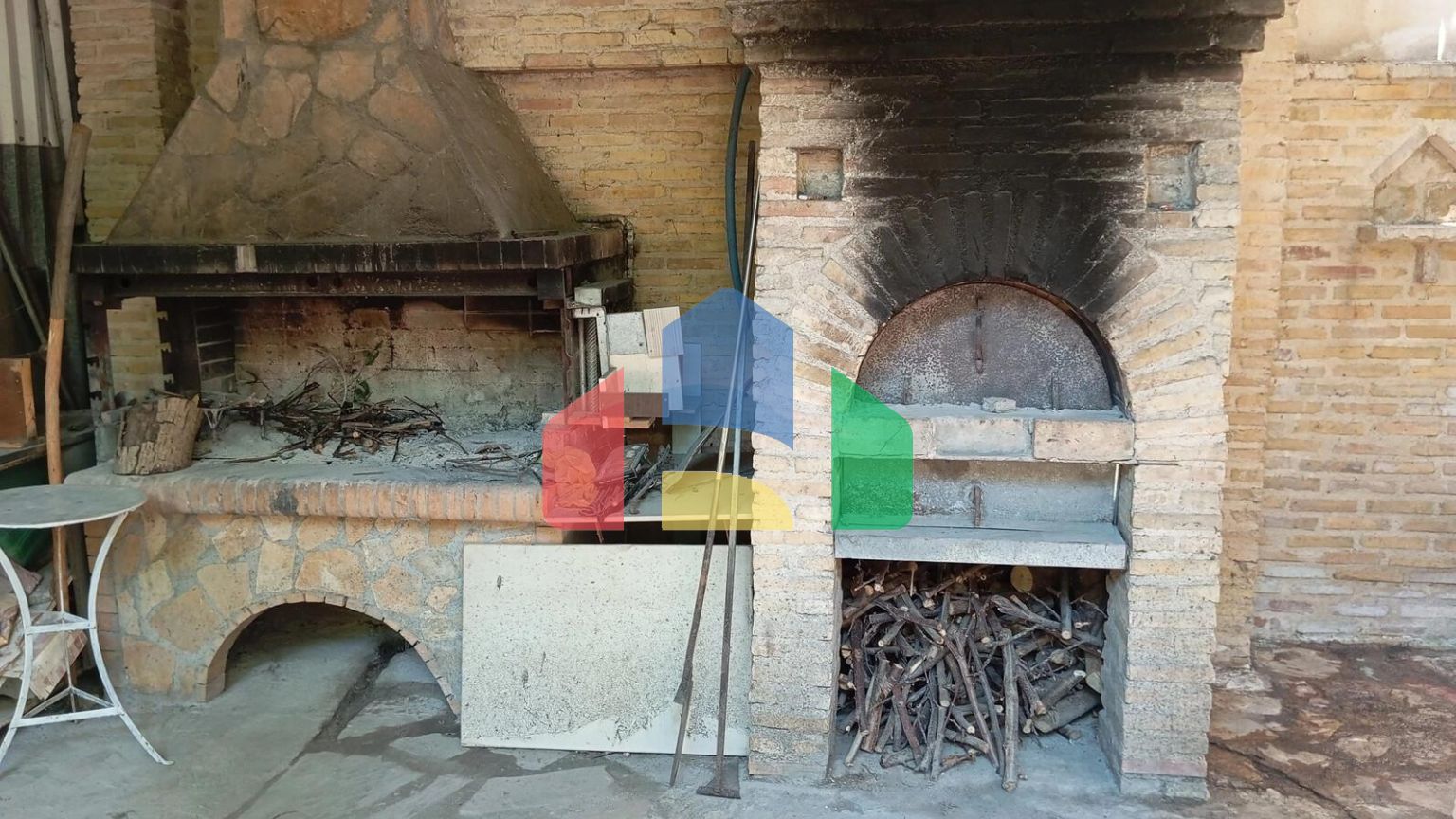 Продаж - Котедж 350 m² на Пелопоннесі