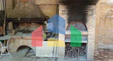 Продаж - Котедж 350 m² на Пелопоннесі