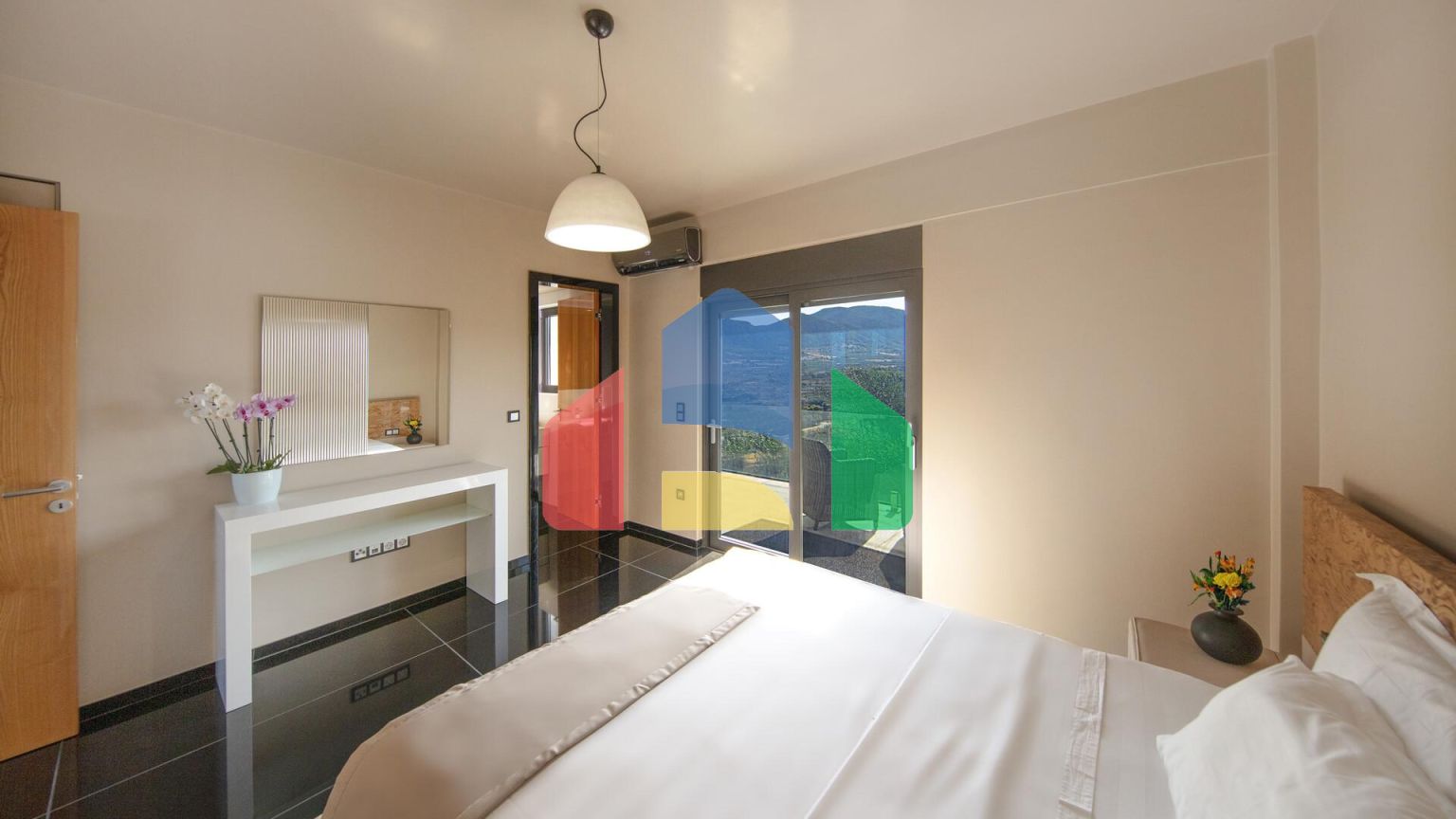 Продаж - Вілла 605 m² на Пелопоннесі