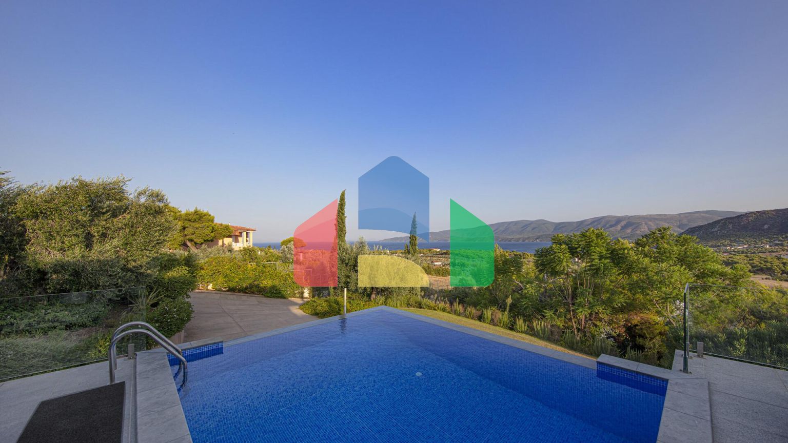 Продаж - Вілла 605 m² на Пелопоннесі