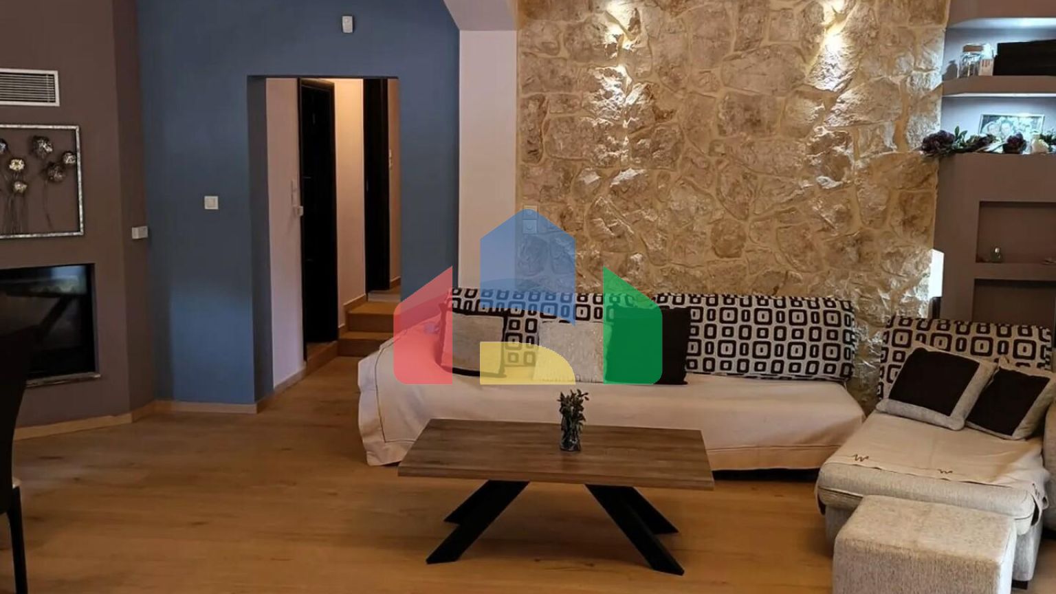 Продаж - Котедж 190 m² на Пелопоннесі