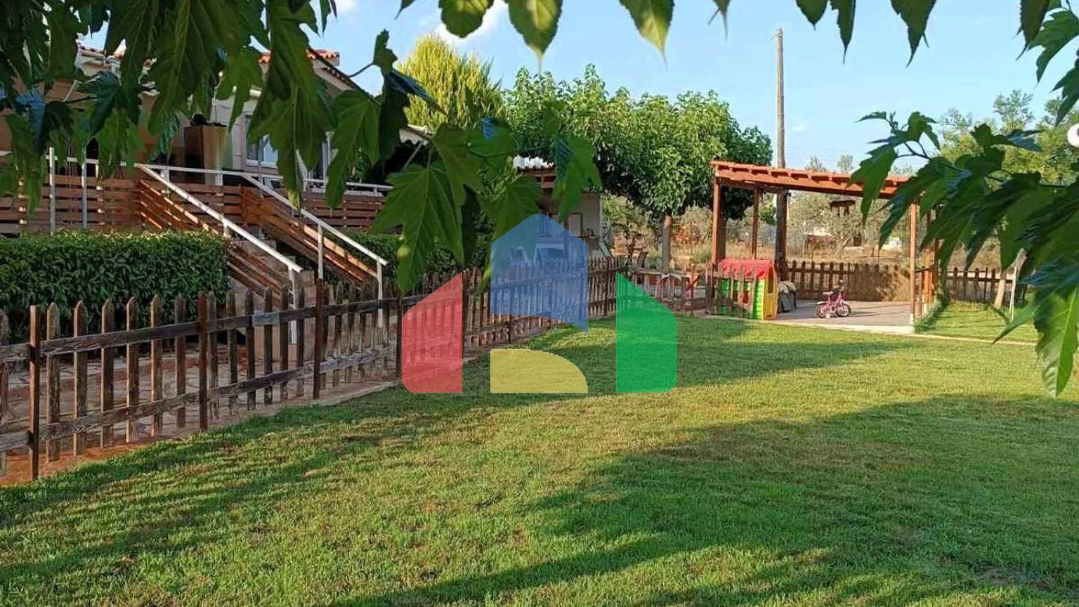 Продаж - Котедж 190 m² на Пелопоннесі