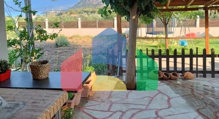 Продаж - Котедж 190 m² на Пелопоннесі