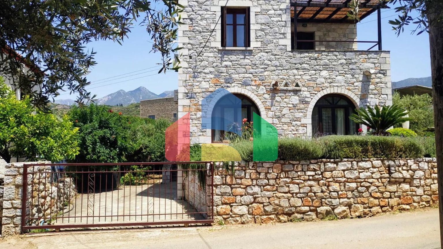 Продаж - Котедж 115 m² на Пелопоннесі