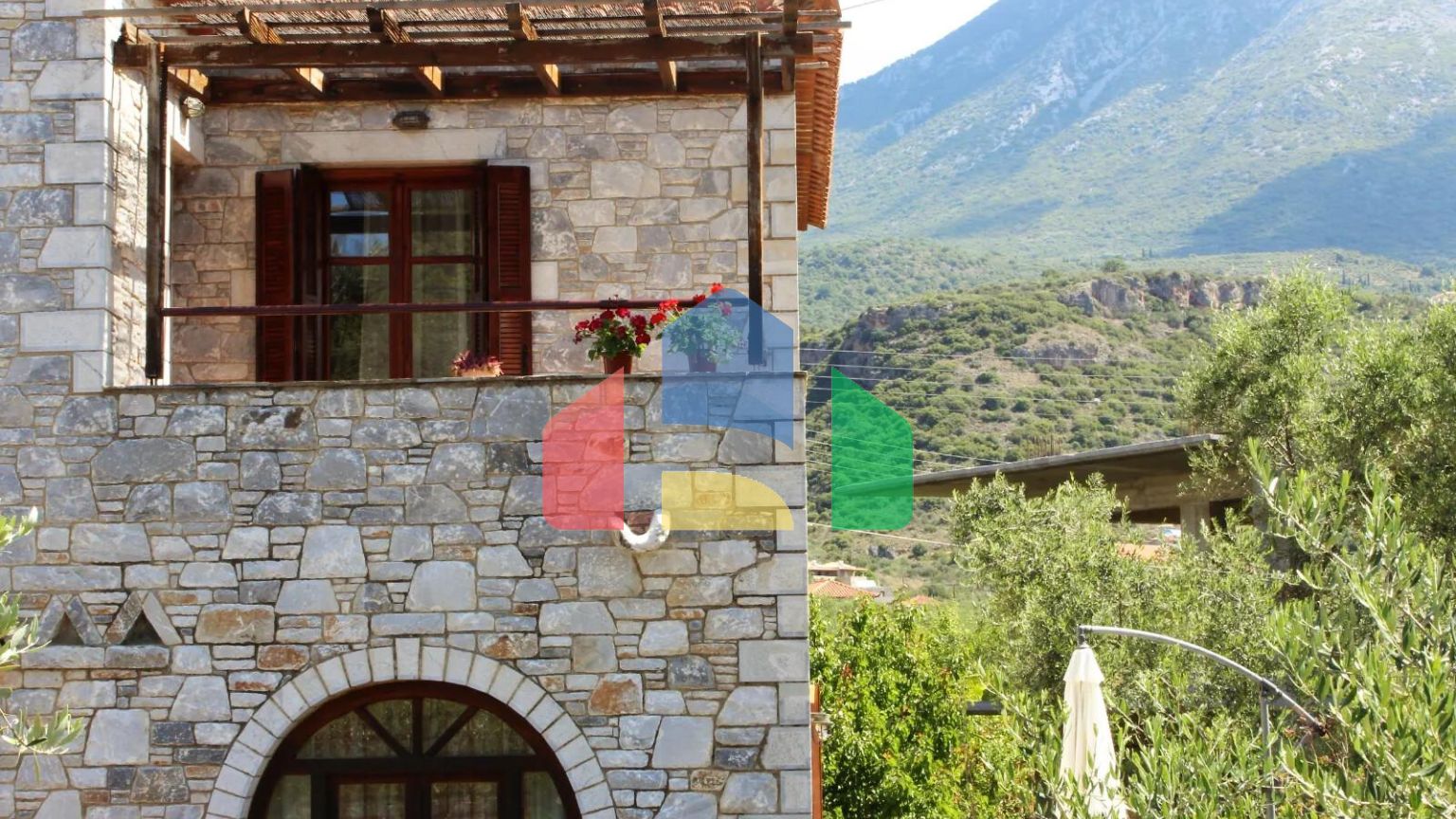 Продаж - Котедж 115 m² на Пелопоннесі