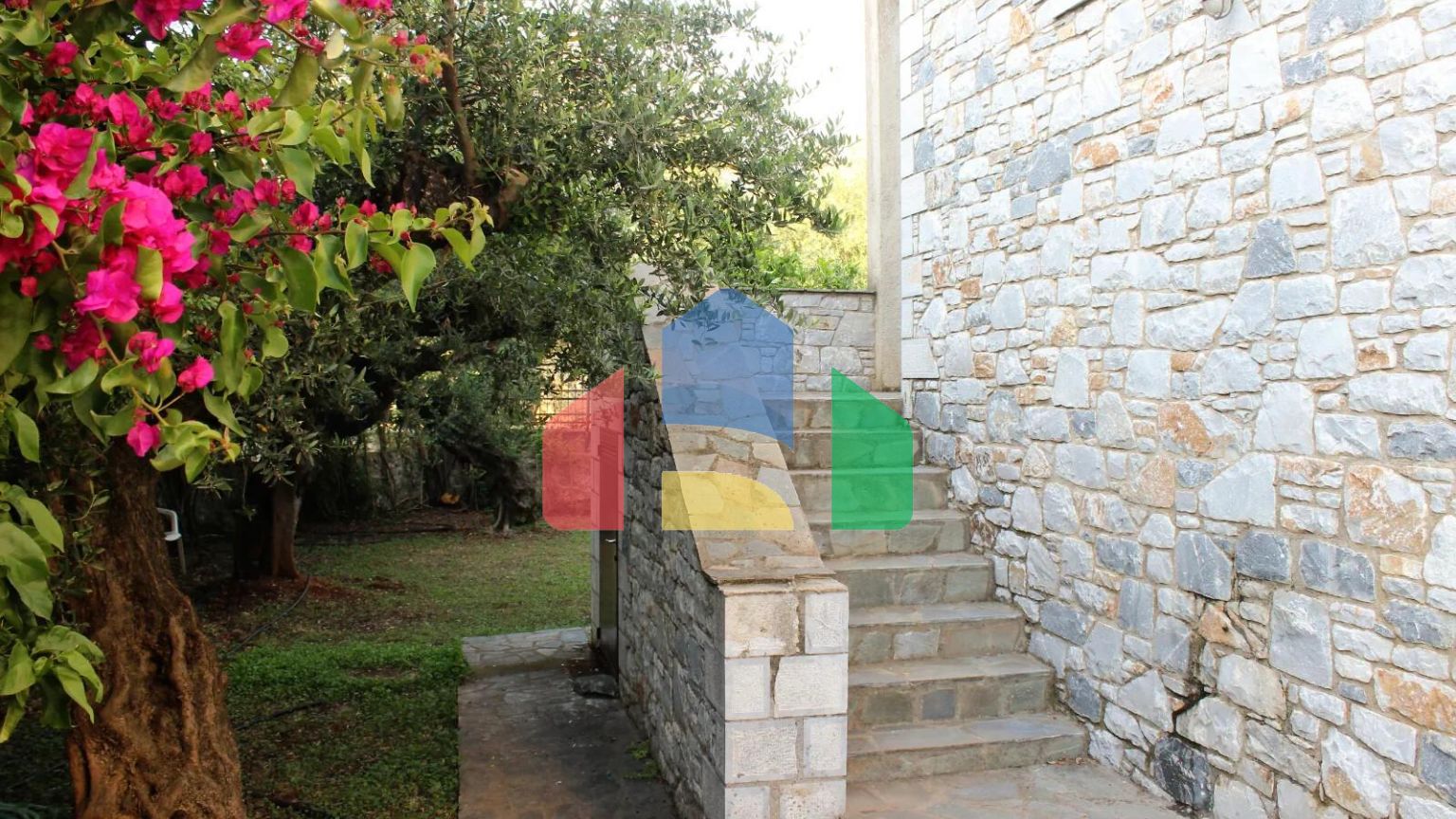 Продаж - Котедж 115 m² на Пелопоннесі