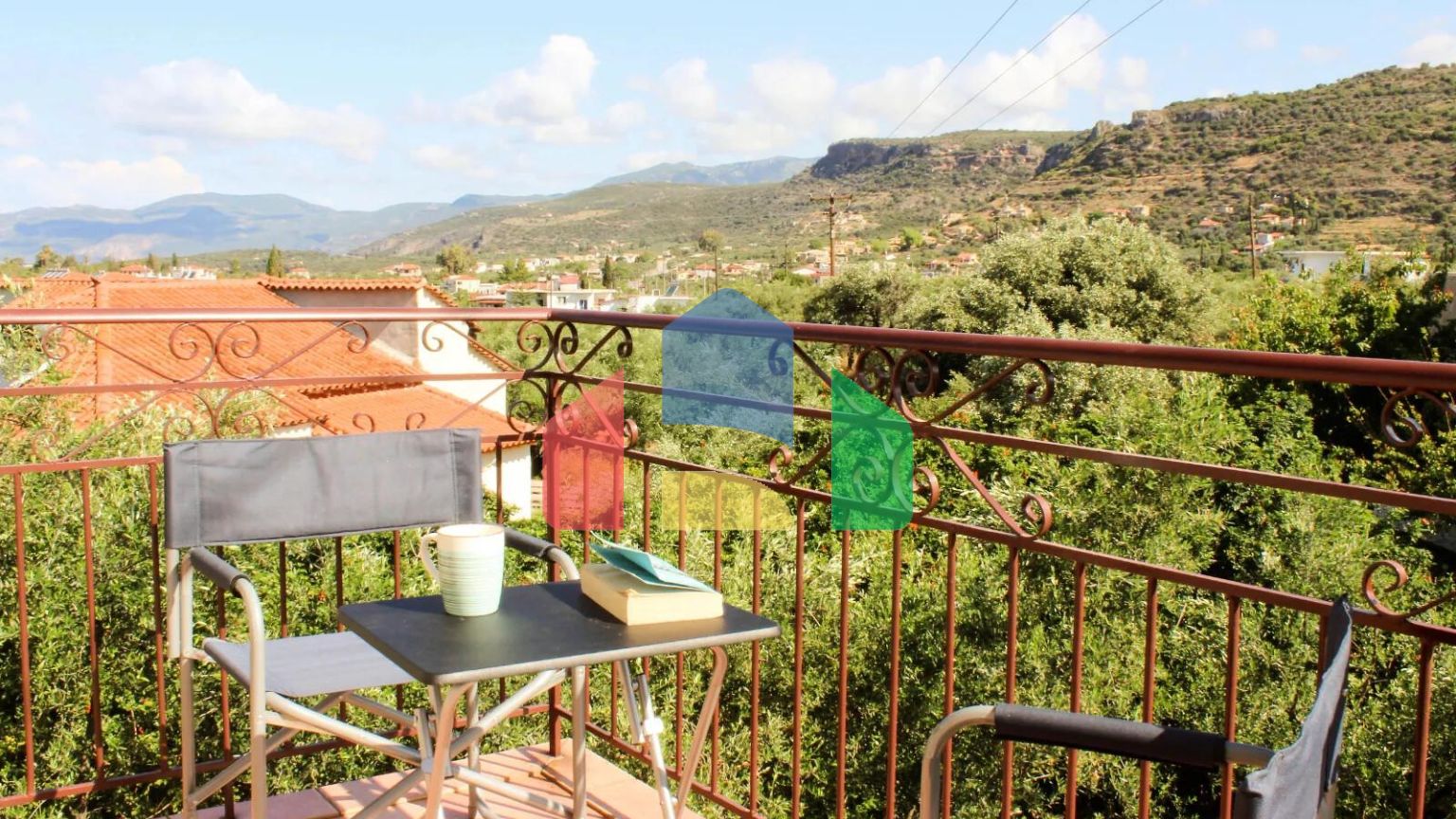 Продаж - Котедж 115 m² на Пелопоннесі