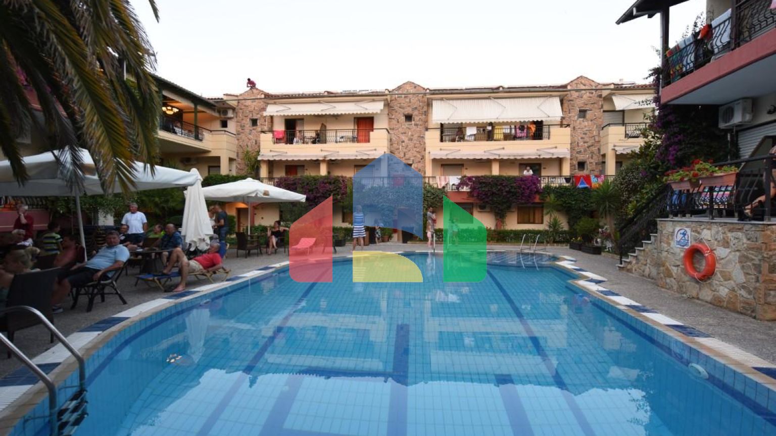 Продажа - Гостиница 1680 m² на Кассандре (Халкидики)