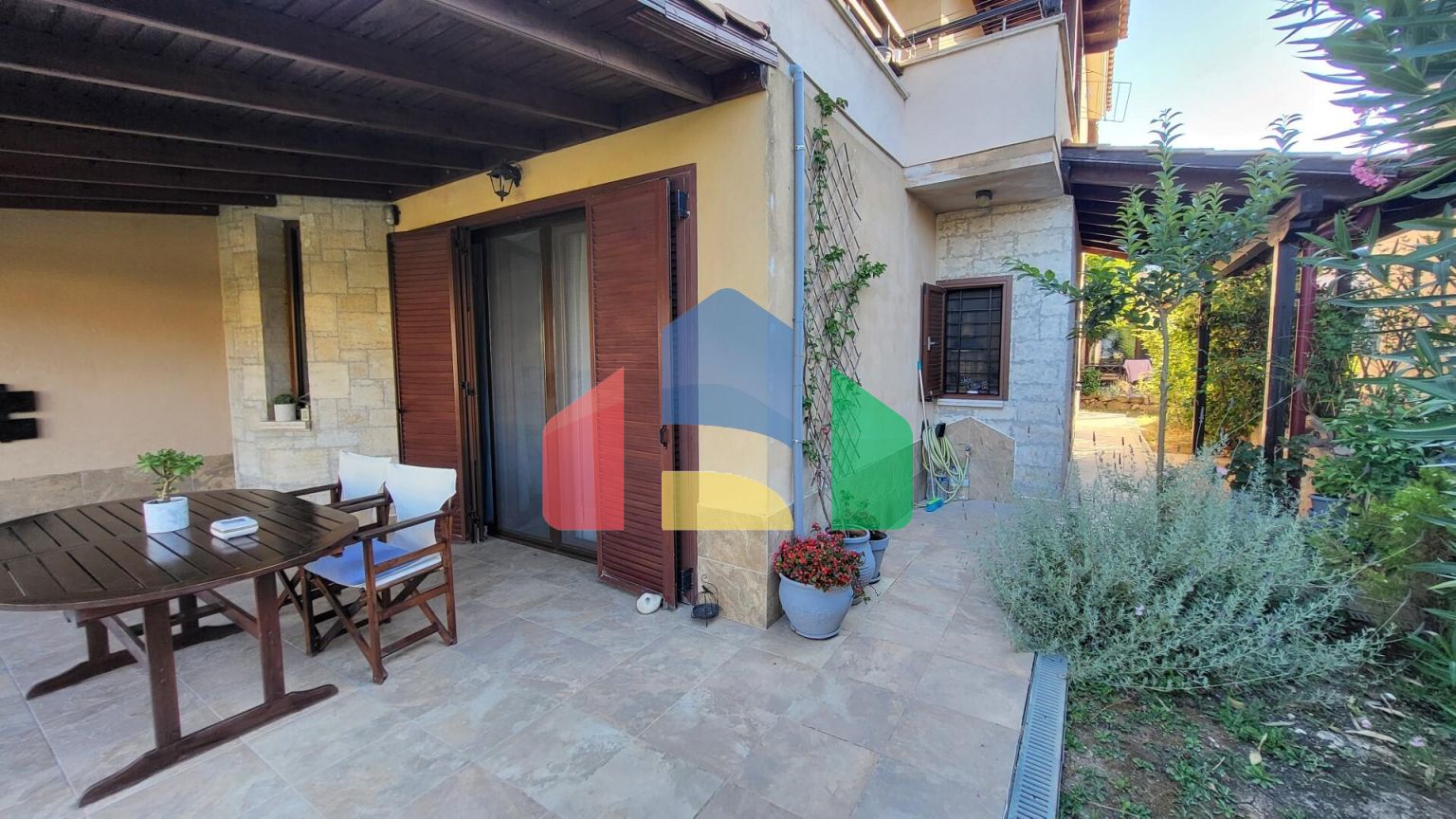 Продаж - Таунхаус 110 m² на Кассандрі (Халкідіки)