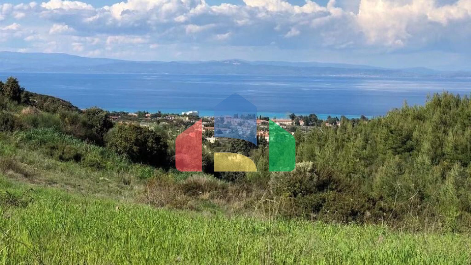 Продаж - Земельна ділянка 6750 m² на Кассандрі (Халкідіки)