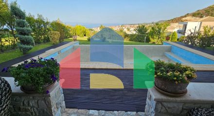 Продаж - Вілла 210 m² на Кассандрі (Халкідіки)