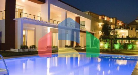 For Sale - Hotel 950 m² in Kassandra, Chalkidiki