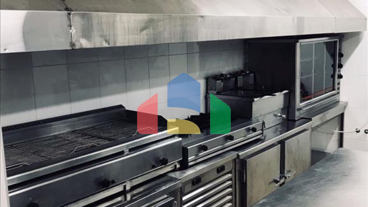 Продаж - Готель 950 m² на Кассандрі (Халкідіки)