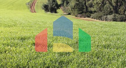 Продаж - Земельна ділянка 103500 m² на Кассандрі (Халкідіки)