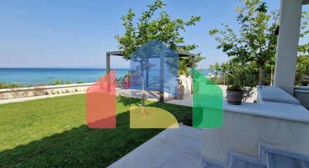 For Sale - Villa 115 m² in Kassandra, Chalkidiki