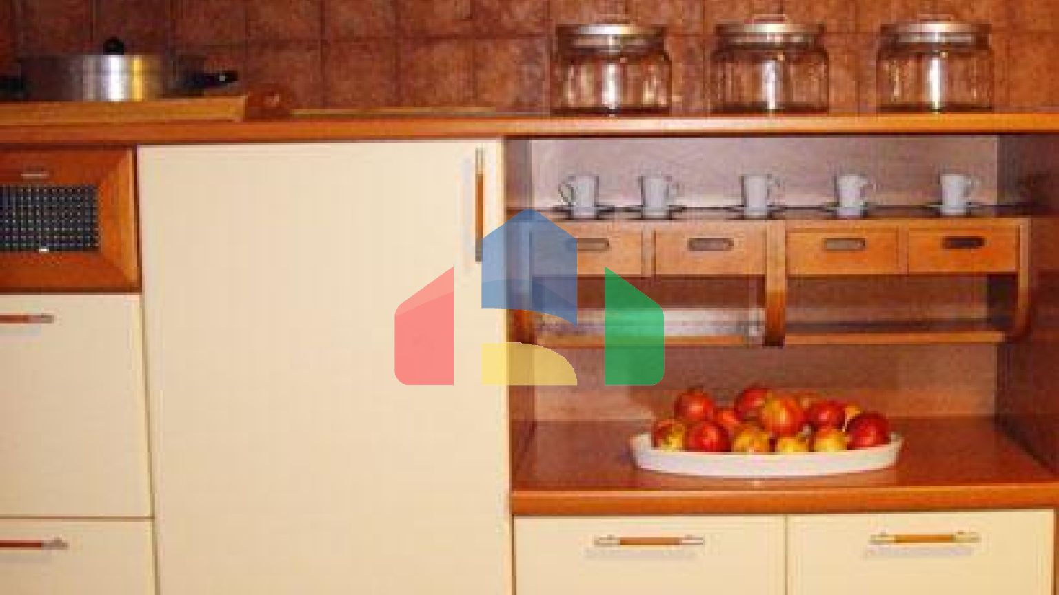 Продаж - Готель 900 m² на Кассандрі (Халкідіки)