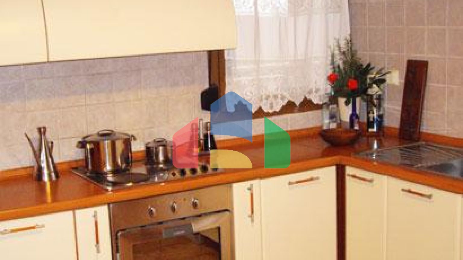 Продаж - Готель 900 m² на Кассандрі (Халкідіки)