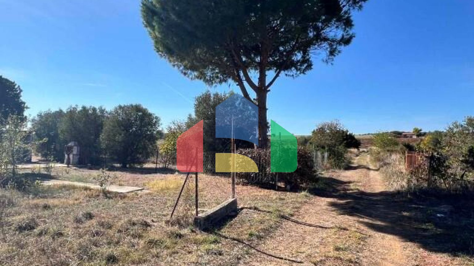 Продажа - Земельный участок 300 m² на Кассандре (Халкидики)