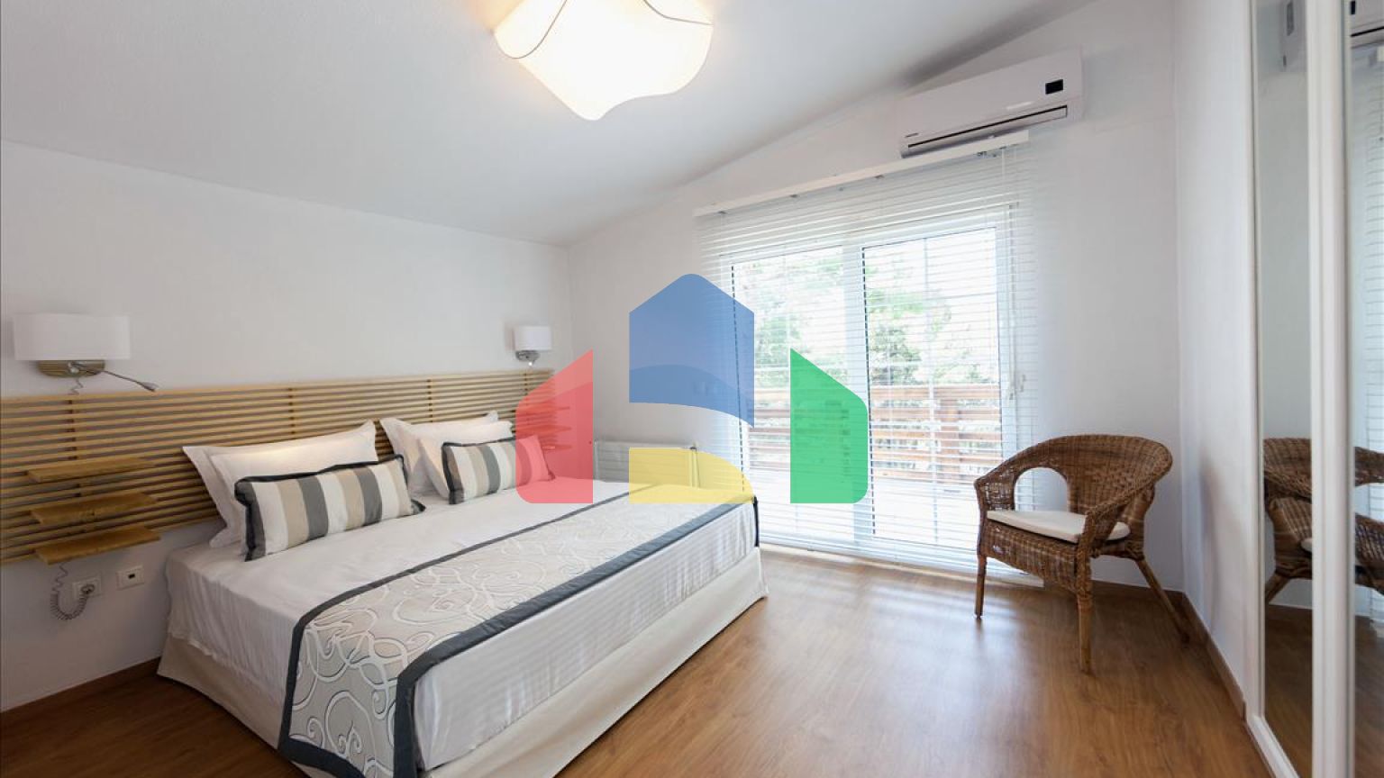 Продаж - Вілла 330 m² на Кассандрі (Халкідіки)