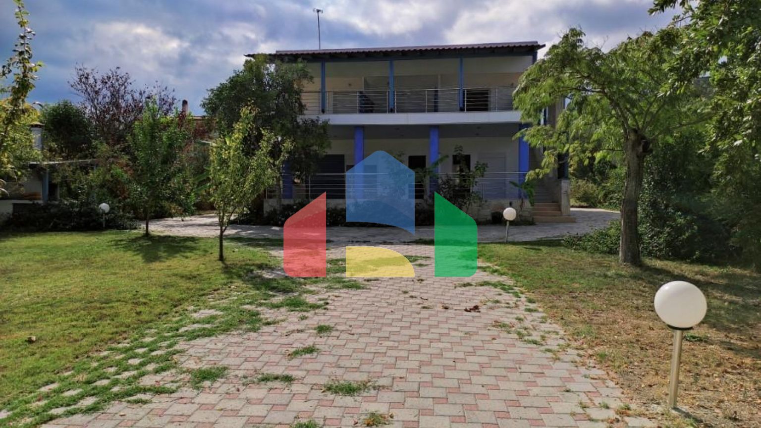 Продаж - Готель 310 m² на Кассандрі (Халкідіки)