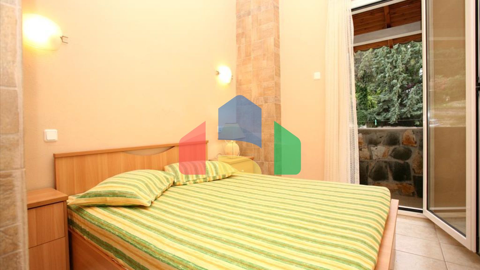 Продаж - Готель 530 m² на Кассандрі (Халкідіки)