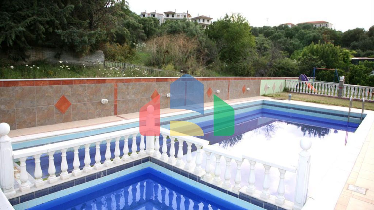 Продаж - Готель 530 m² на Кассандрі (Халкідіки)