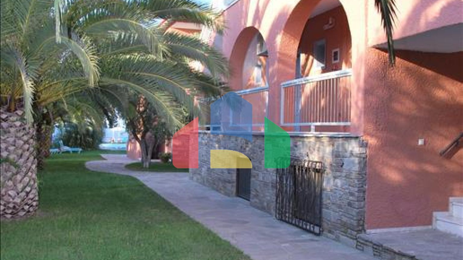 Продажа - Гостиница 1260 m² на Кассандре (Халкидики)