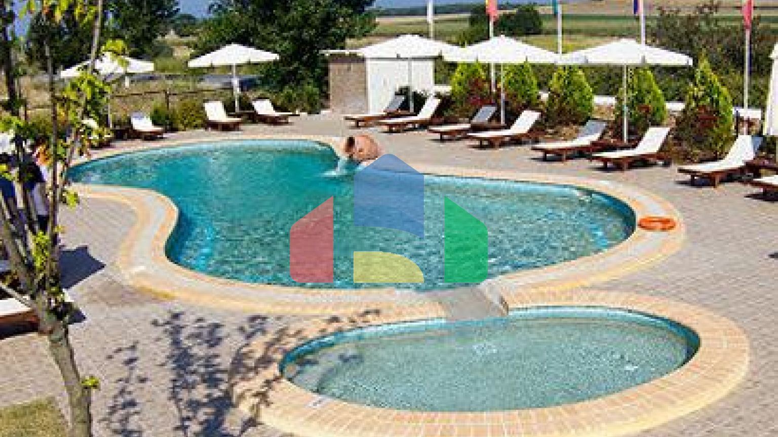 Продаж - Готель 800 m² на Кассандрі (Халкідіки)