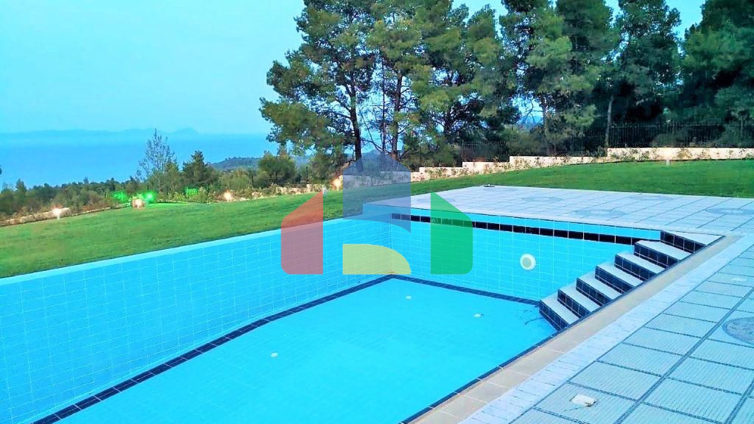 Продаж - Вілла 600 m² на Кассандрі (Халкідіки)