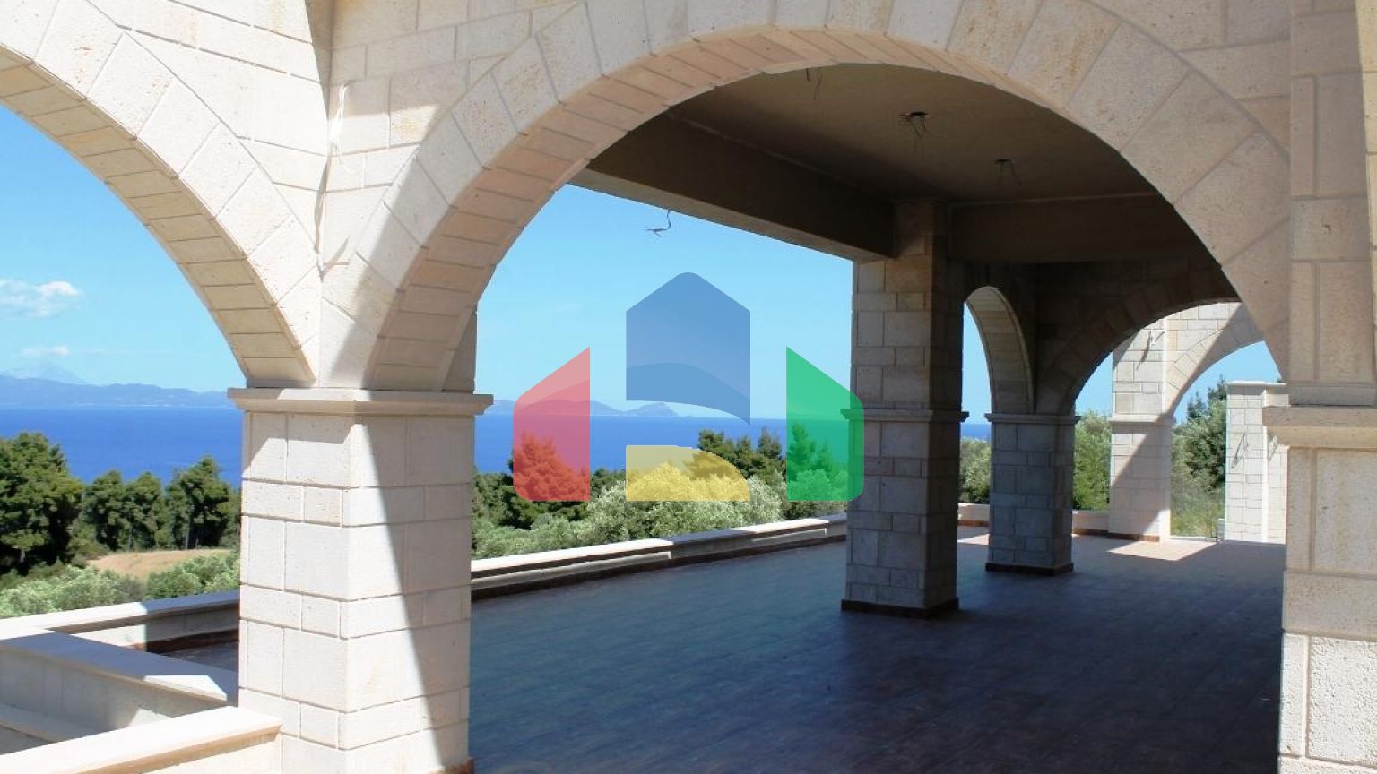 Продаж - Вілла 600 m² на Кассандрі (Халкідіки)