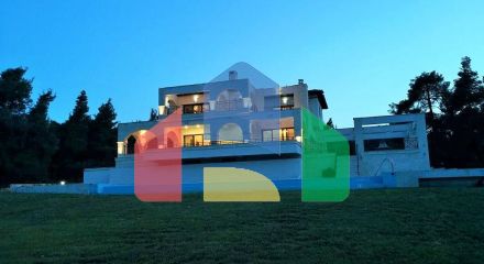 Продаж - Вілла 600 m² на Кассандрі (Халкідіки)