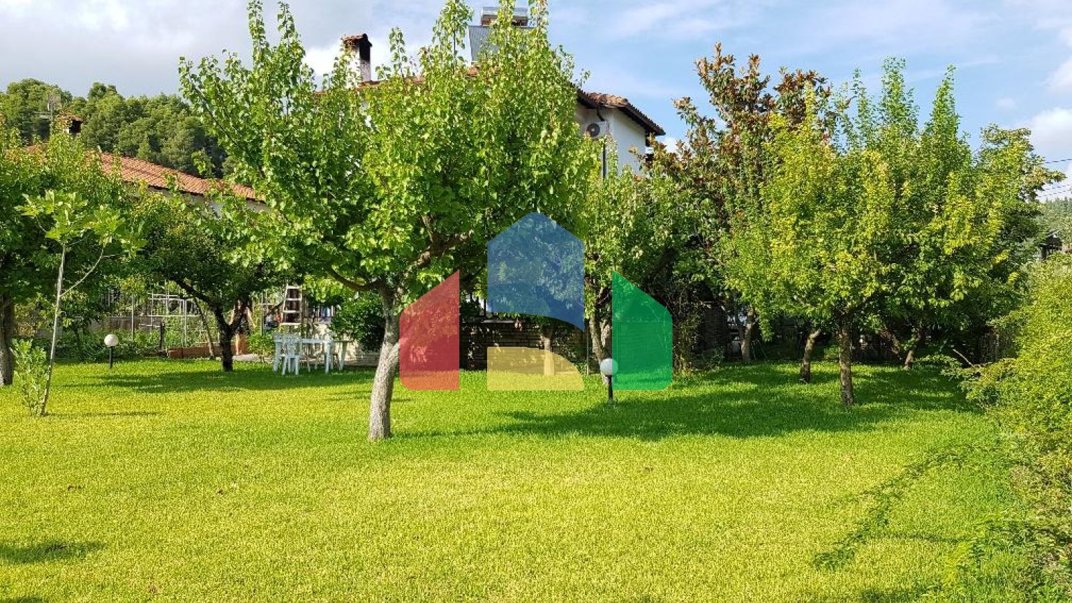 Продаж - Котедж 305 m² на Кассандрі (Халкідіки)