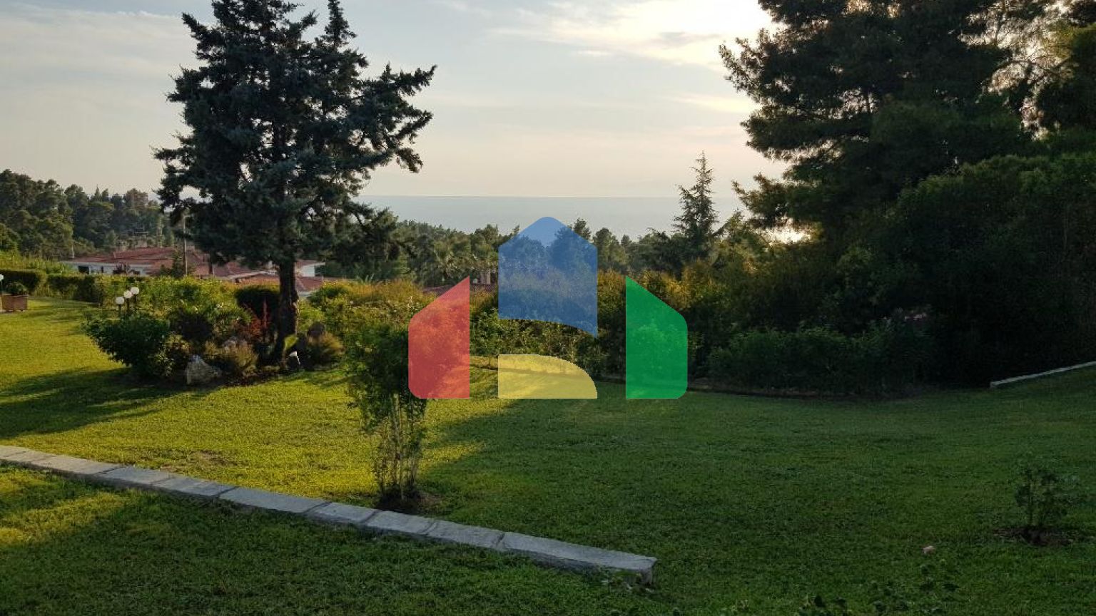 Продаж - Таунхаус 250 m² на Кассандрі (Халкідіки)