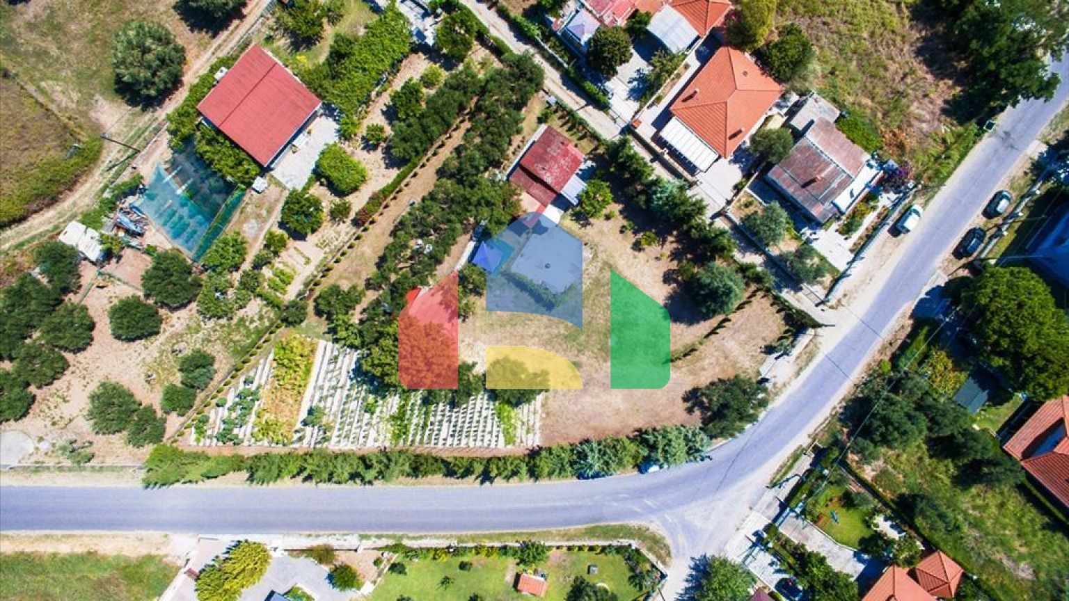 Продаж - Земельна ділянка 2500 m² на Кассандрі (Халкідіки)