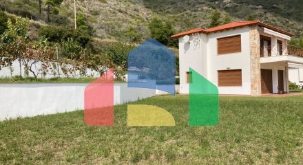 For Sale - Detached house 108 m² in Kassandra, Chalkidiki