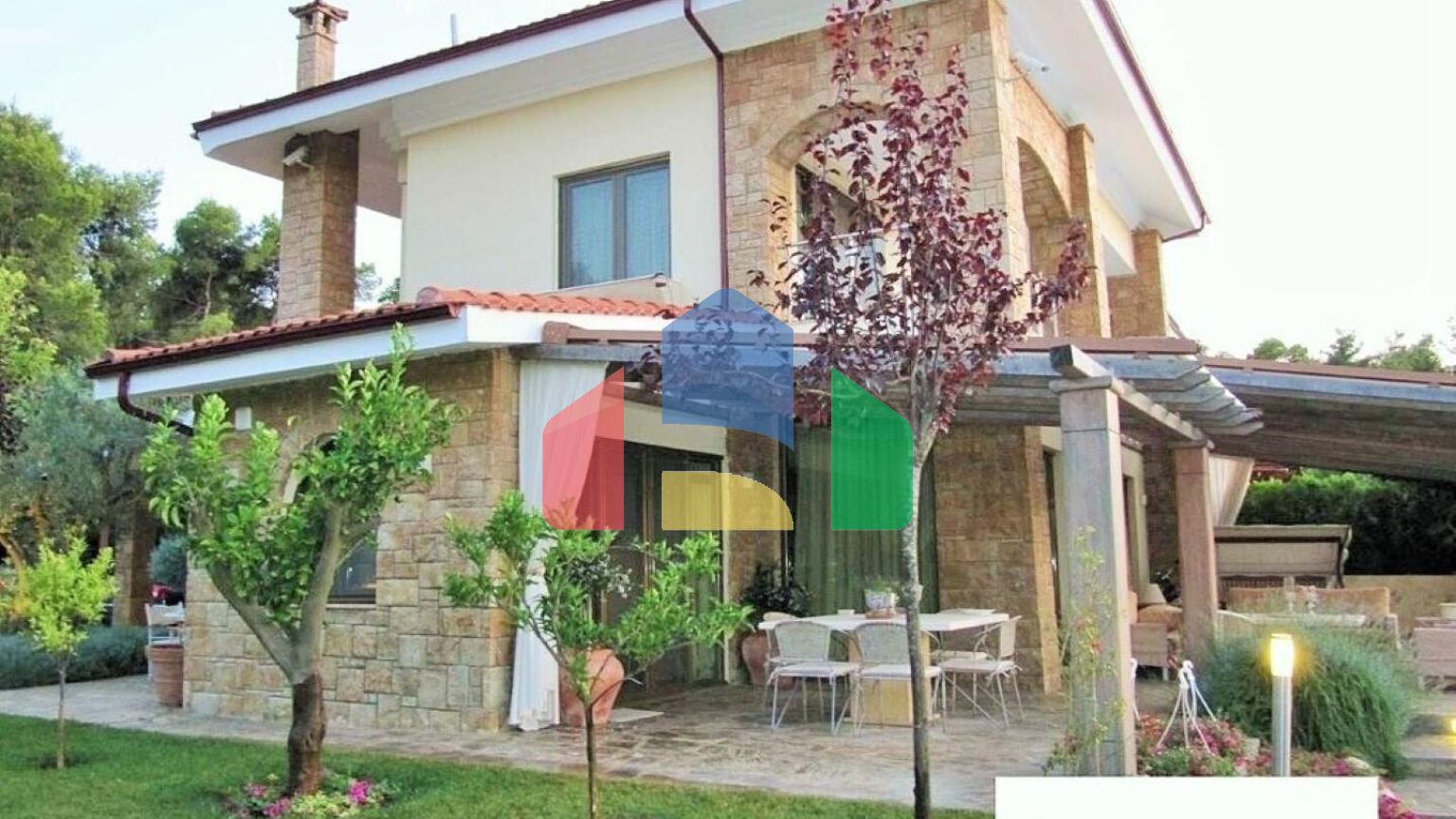 Продаж - Вілла 400 m² на Кассандрі (Халкідіки)