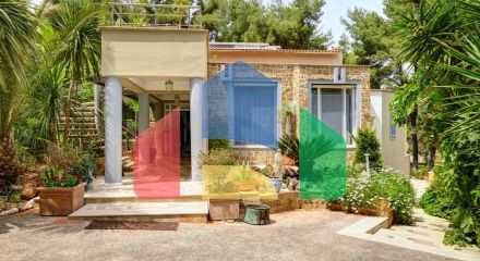 For Sale - Villa 1000 m² in Kassandra, Chalkidiki