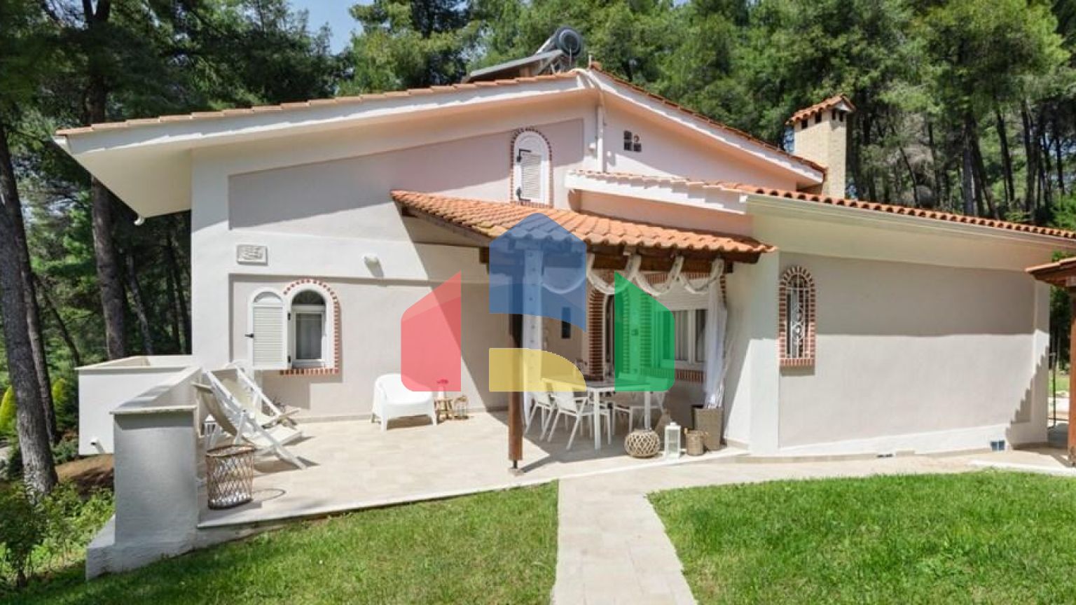 Продаж - Готель 395 m² на Кассандрі (Халкідіки)