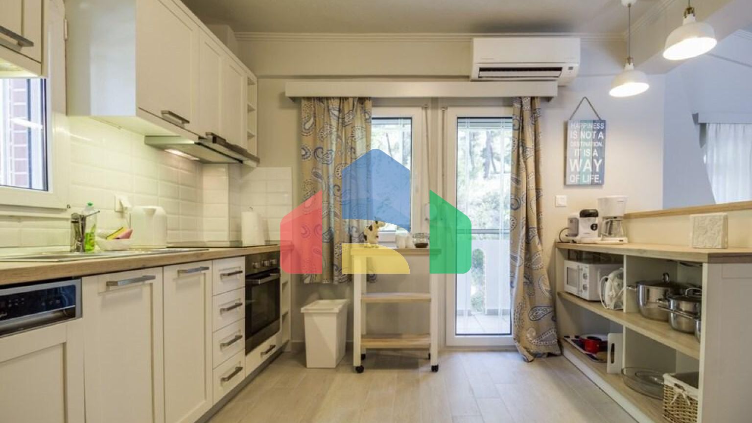 Продаж - Готель 395 m² на Кассандрі (Халкідіки)