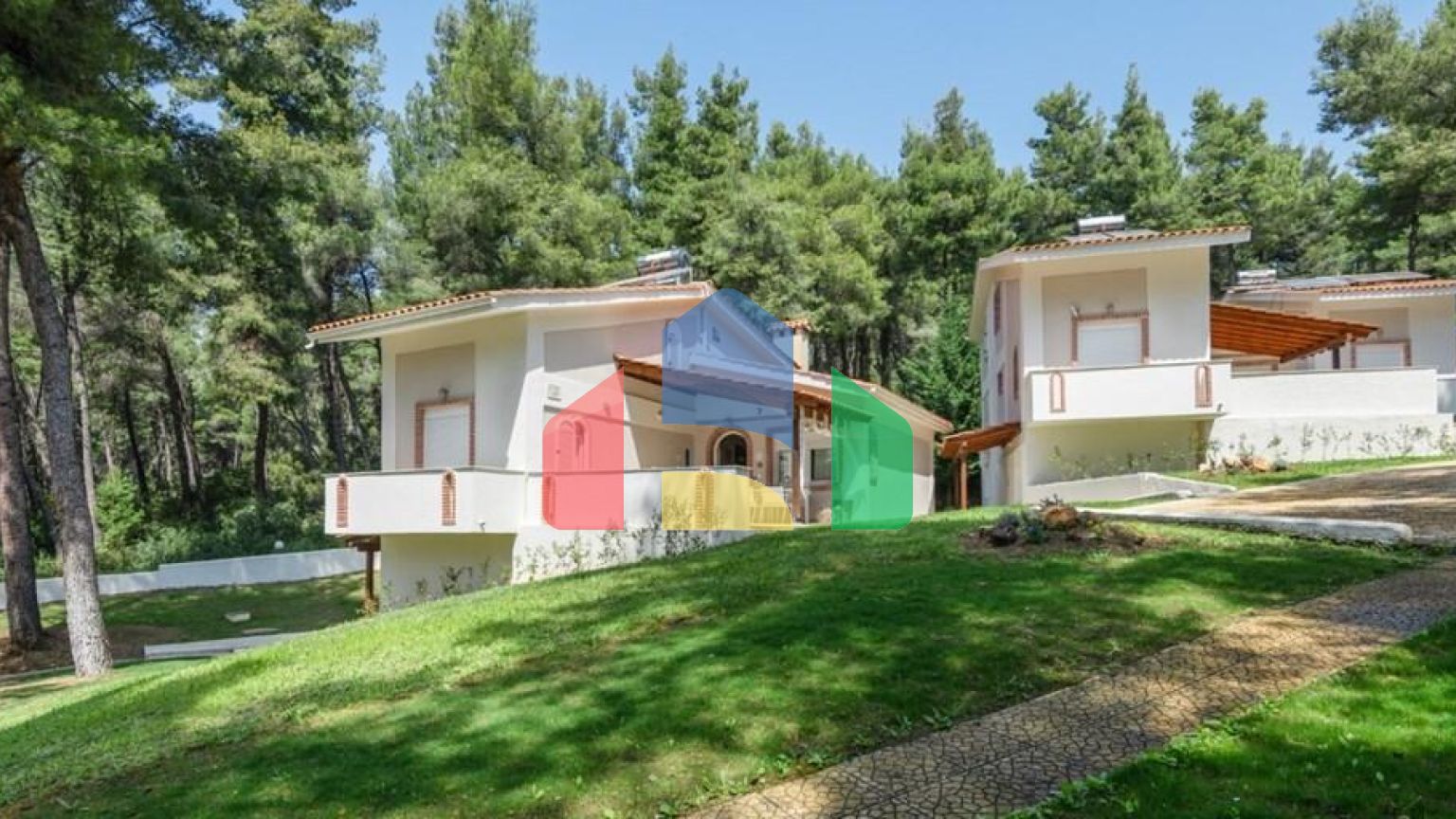 Продаж - Готель 395 m² на Кассандрі (Халкідіки)