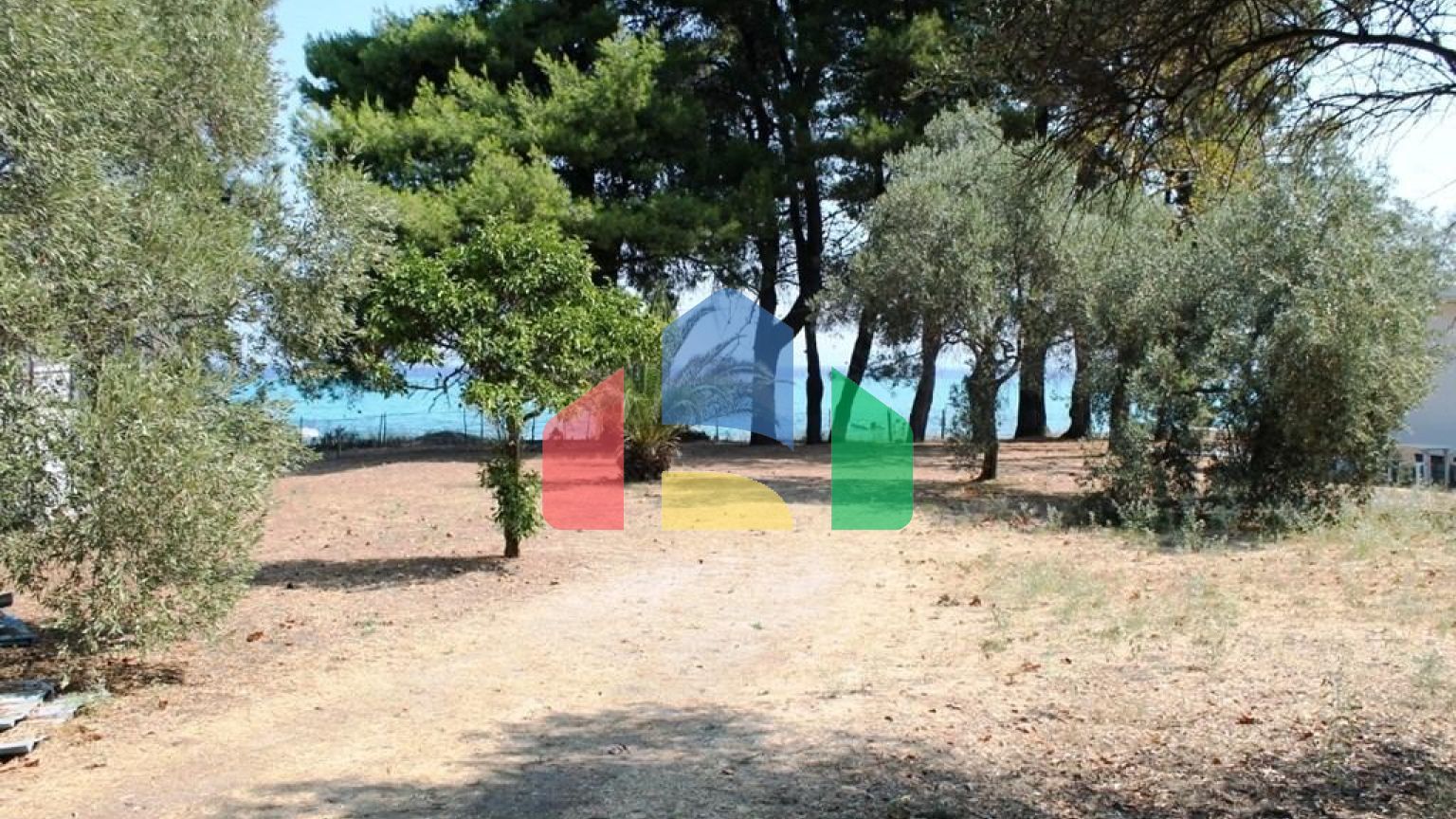 Продаж - Земельна ділянка 8500 m² на Кассандрі (Халкідіки)