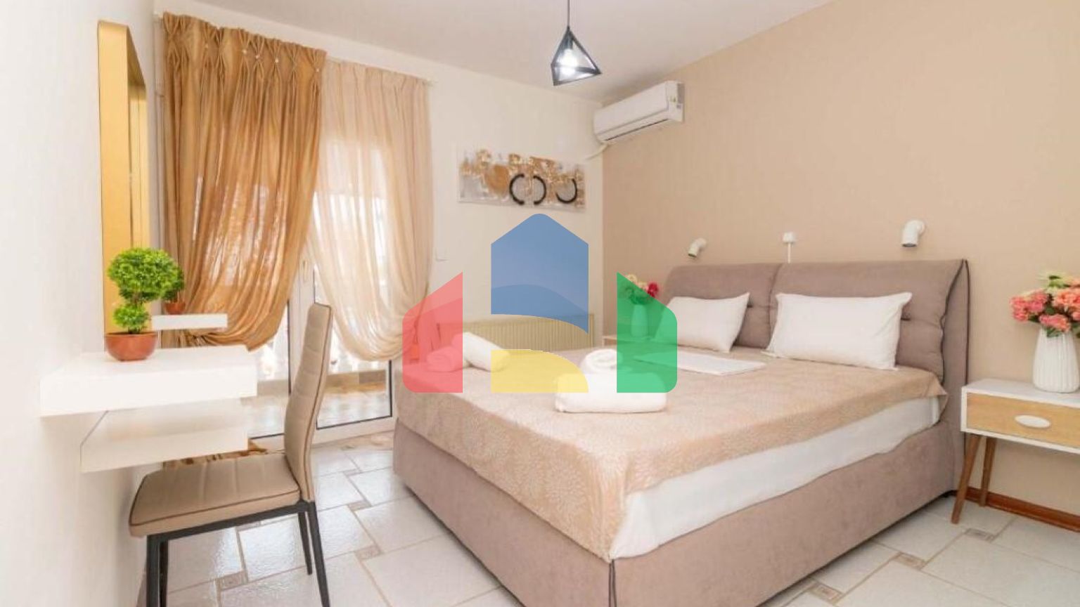 Продаж - Готель 640 m² на Сітонії (Халкідіки)