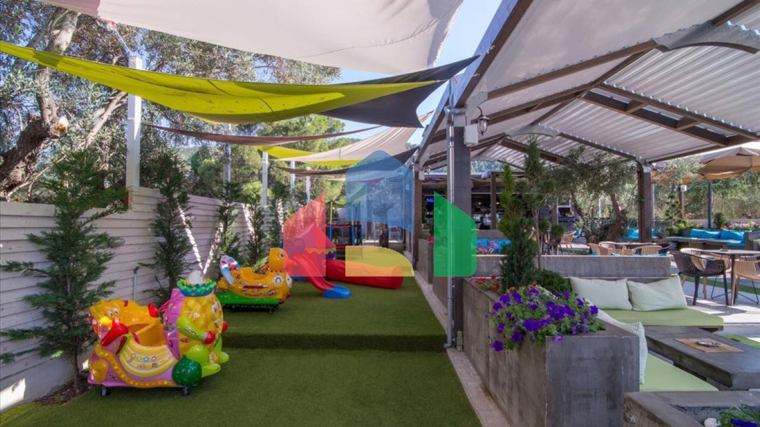 Продаж - Бізнес 240 m² на Сітонії (Халкідіки)